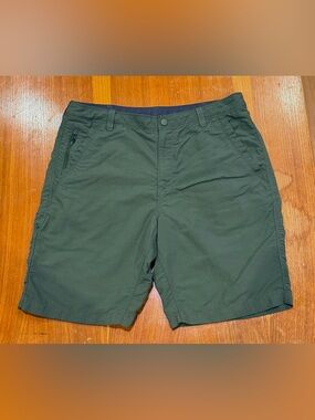Men's Nordic Track Cargo Shorts - Dark Olive Green 38 camping hiking fishing